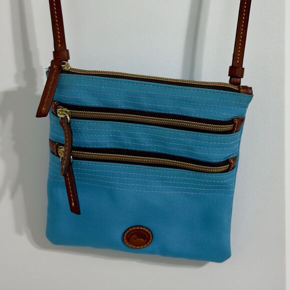 Dooney & Bourke Blue Nylon North South Triple Zip Women's Crossbody Purse - Picture 4 of 9